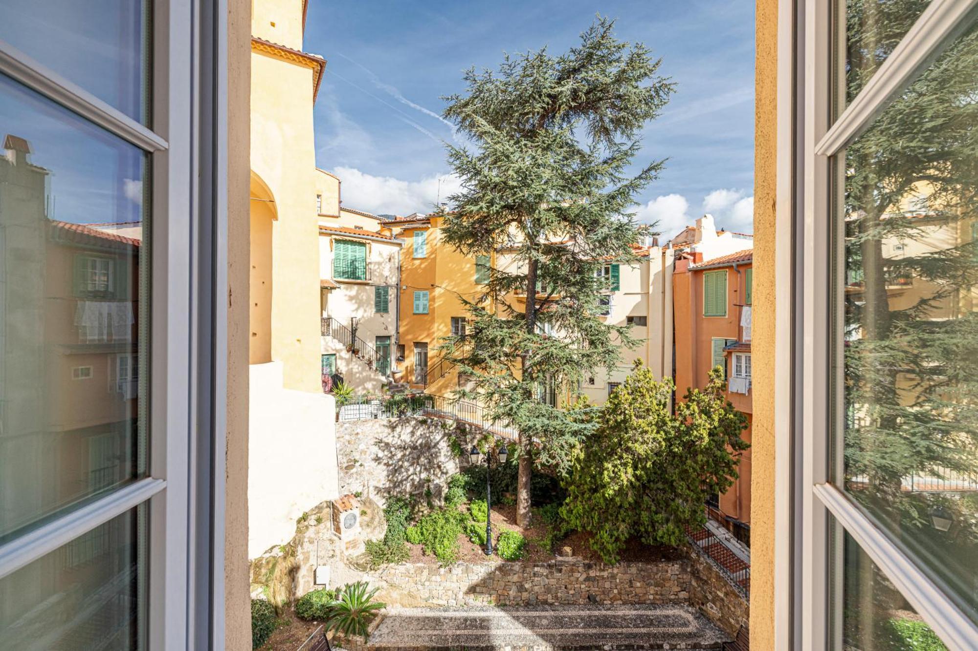 Le Brea, Elegant Appartement, Jolie Vue